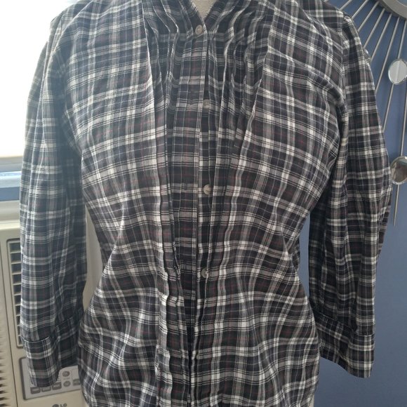 American Living long sleeve button up top - Picture 1 of 5